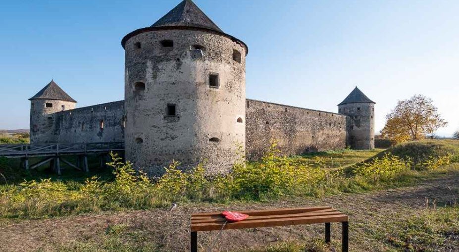 Pevnosť Bzovík, Slovakia, Slovakia